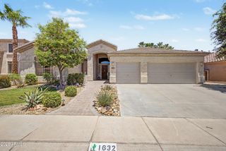 1632 W Frye Road, Phoenix, AZ 85045