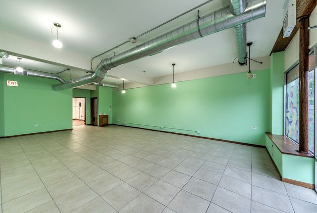 5331 N Lincoln Avenue, Chicago, IL 60625
