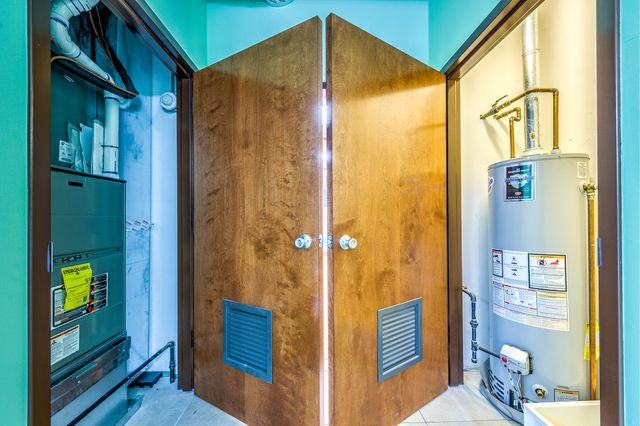 5331 N Lincoln Avenue, Chicago, IL 60625