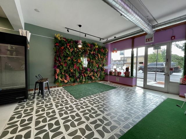 5331 N Lincoln Avenue, Chicago, IL 60625