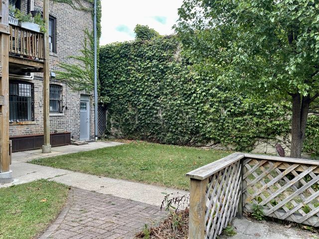 5331 N Lincoln Avenue, Chicago, IL 60625