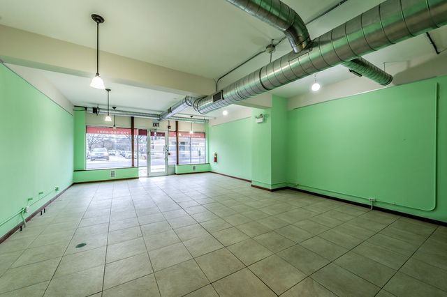 5331 N Lincoln Avenue, Chicago, IL 60625