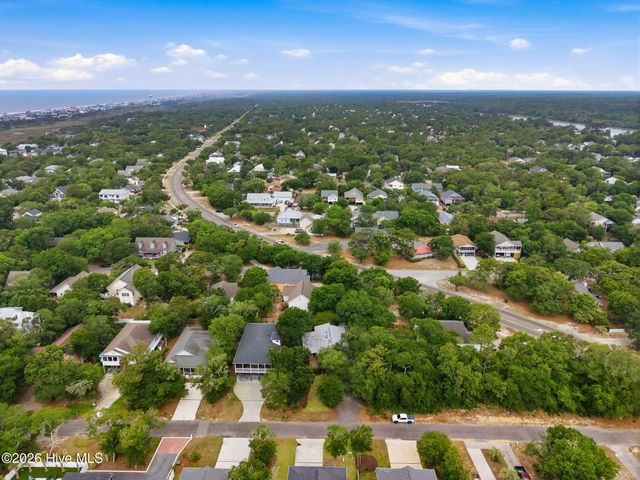 101 SE 23rd Street, Oak Island, NC 28465
