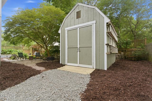 101 SE 23rd Street, Oak Island, NC 28465