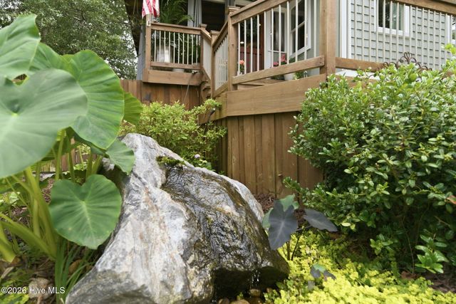 101 SE 23rd Street, Oak Island, NC 28465