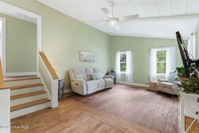 101 SE 23rd Street, Oak Island, NC 28465