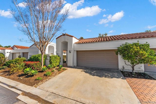 4676 Barcelona Way, Oceanside, CA 92056