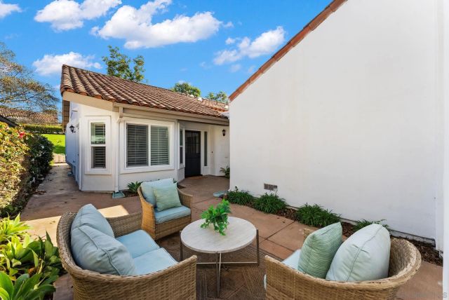 4676 Barcelona Way, Oceanside, CA 92056