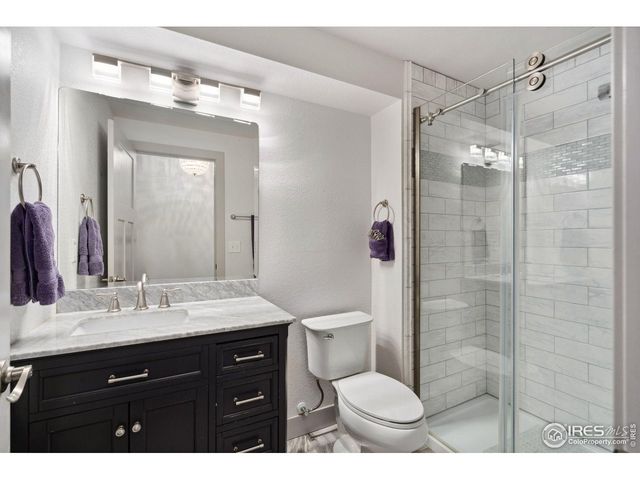 8101 River Run Dr, Greeley, CO 80634