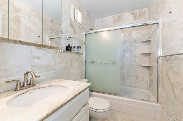 25-40 Shore Boulevard 6M, Astoria, NY 11102