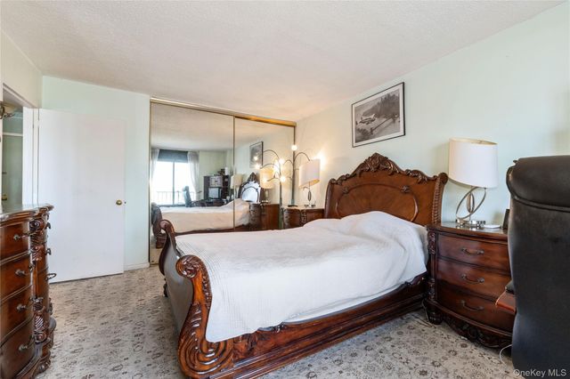 25-40 Shore Boulevard 6M, Astoria, NY 11102