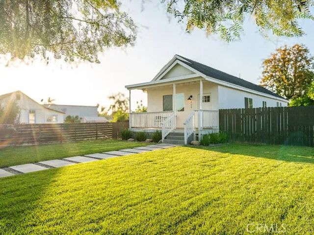 423 E Stuart, Redlands, CA 92374