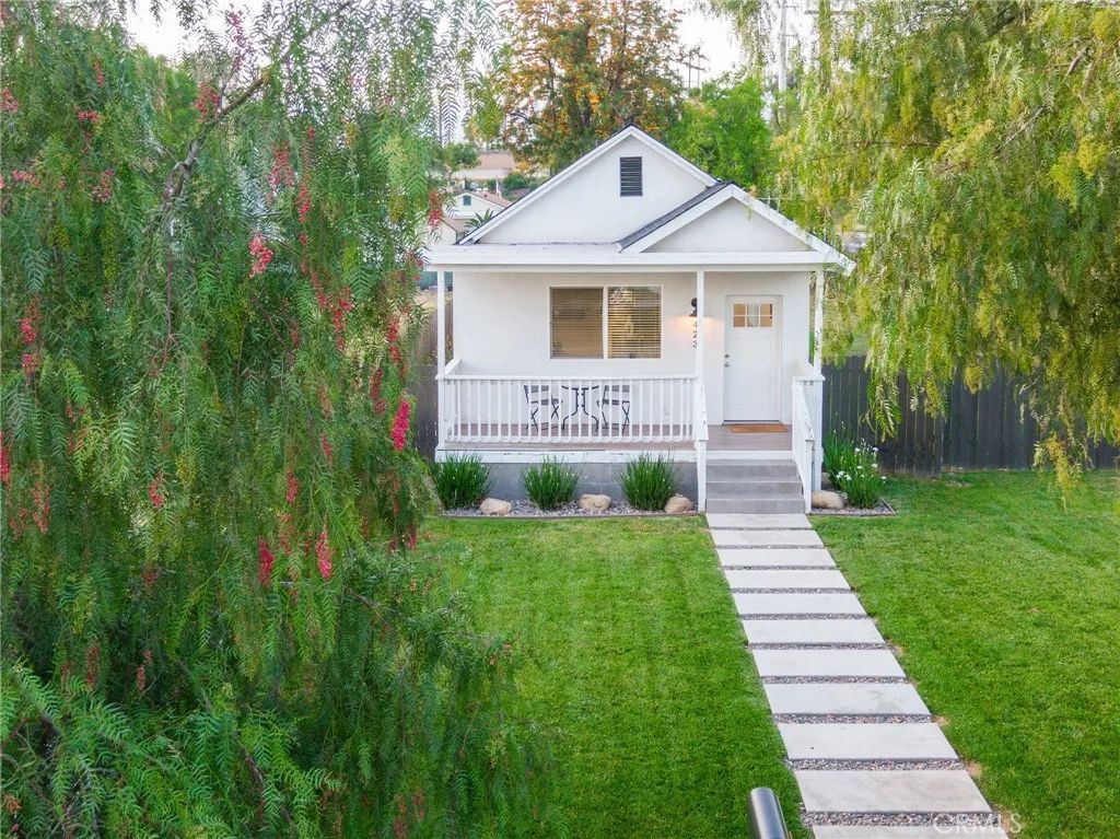 423 E Stuart, Redlands, CA 92374