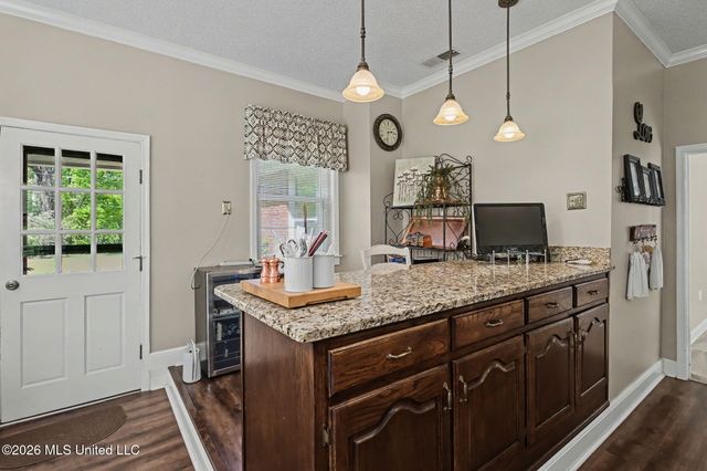 9120 Old Highway 61, Walls, MS 38680