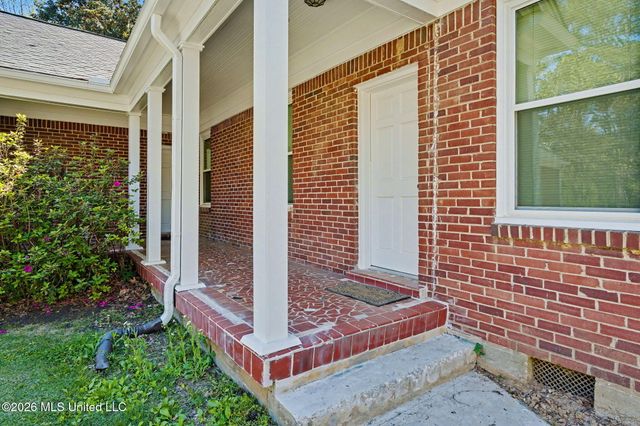 9120 Old Highway 61, Walls, MS 38680