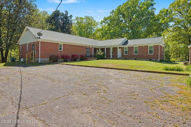 9120 Old Highway 61, Walls, MS 38680