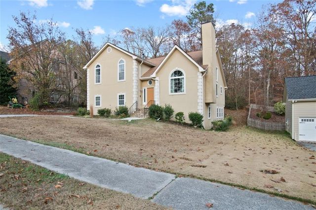 5705 Glandor SE Drive, Mableton, GA 30126