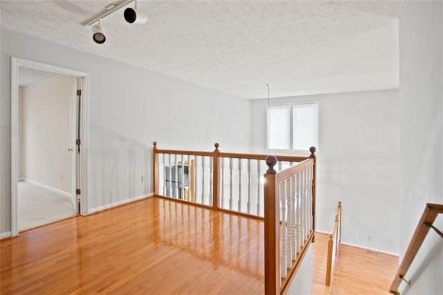 5705 Glandor SE Drive, Mableton, GA 30126