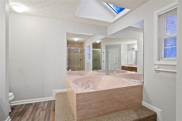 5705 Glandor SE Drive, Mableton, GA 30126