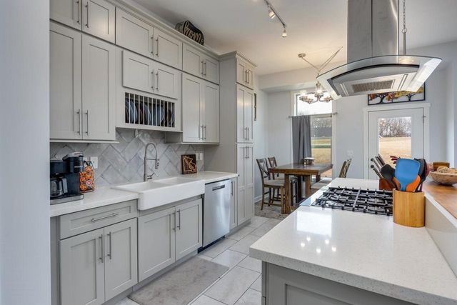 11206 N Shoes Way, Edgerton, WI 53524