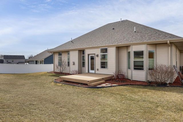 11206 N Shoes Way, Edgerton, WI 53524