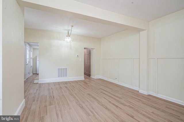 19 E MILLBROOKE AVE, Woodstown, NJ 08098