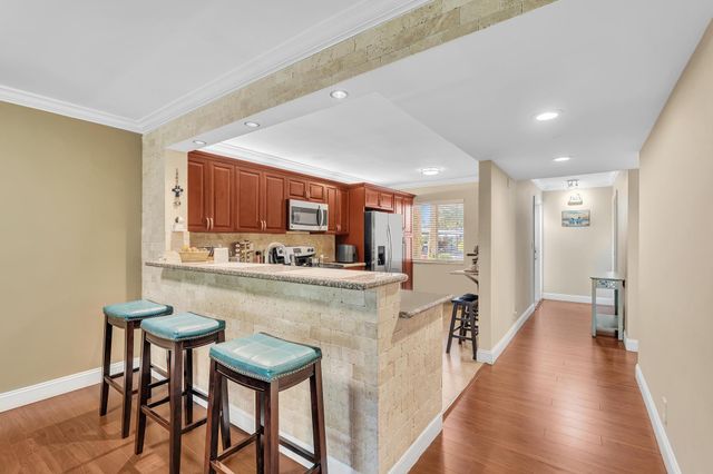 460 NW 67TH Street L105, Boca Raton, FL 33487
