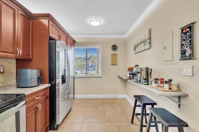 460 NW 67TH Street L105, Boca Raton, FL 33487