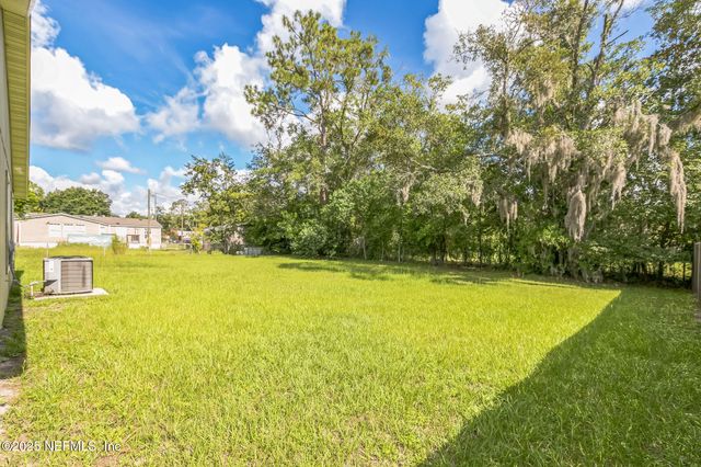 7594 TAYLOR FIELD RD #1 Road, Jacksonville, FL 32222