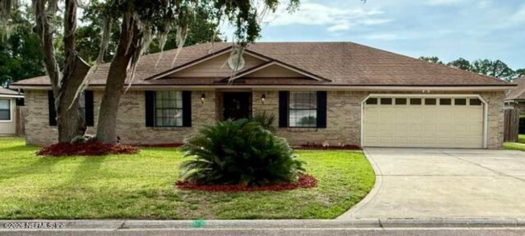 11651 KENNEWICK Court, Jacksonville, FL 32218