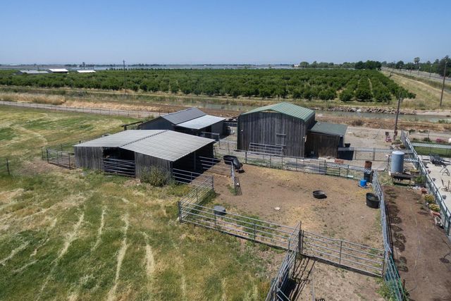 4472 Franklin Rd, Yuba City, CA 95993