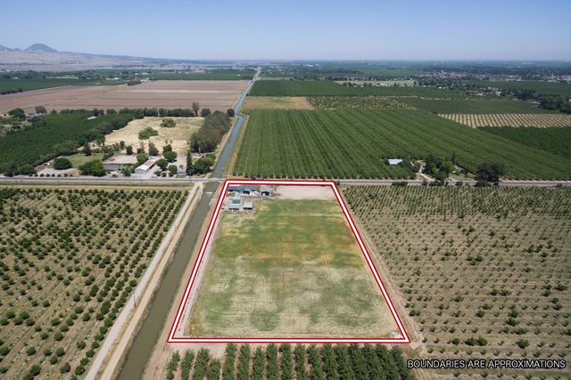 4472 Franklin Rd, Yuba City, CA 95993