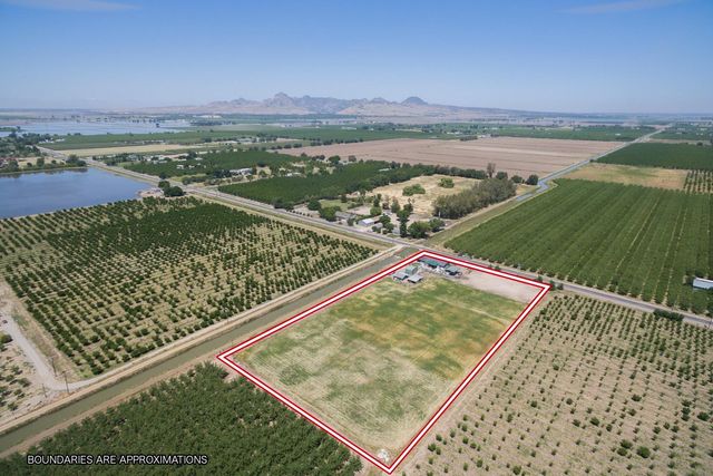 4472 Franklin Rd, Yuba City, CA 95993