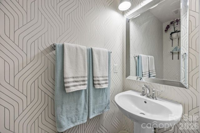 3235 Morgan Clark Road, Charlotte, NC 28208