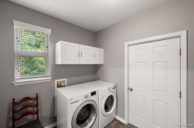 29561 S Pine Grove Drive, New Boston, MI 48164