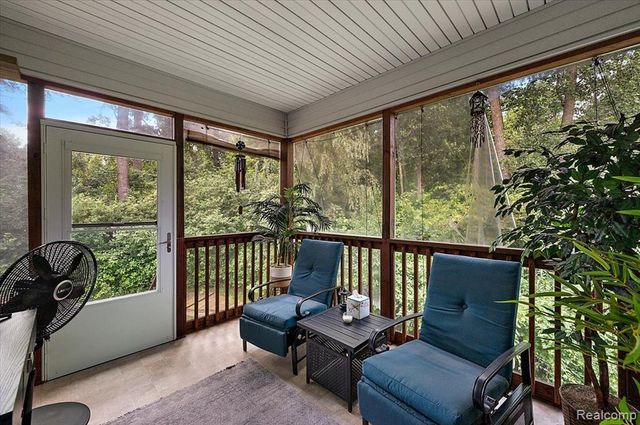 29561 S Pine Grove Drive, New Boston, MI 48164