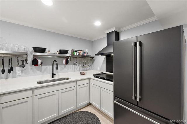 29561 S Pine Grove Drive, New Boston, MI 48164