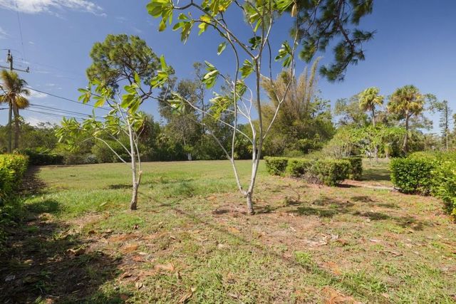 2755 EDWARDS AVENUE S, St Petersburg, FL 33705