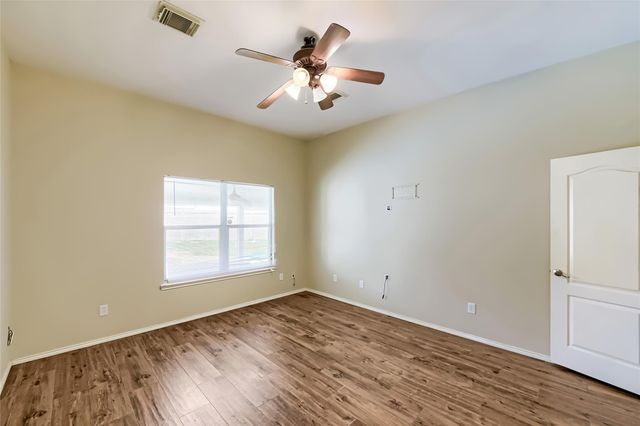2402 Comal Drive, Deer Park, TX 77536