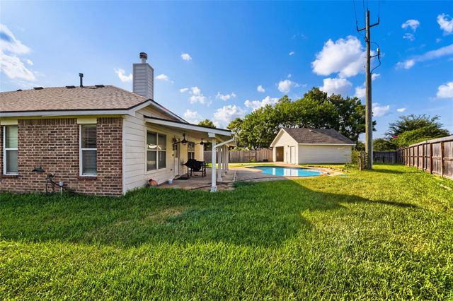 2402 Comal Drive, Deer Park, TX 77536