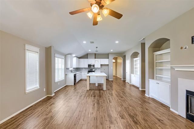 2402 Comal Drive, Deer Park, TX 77536