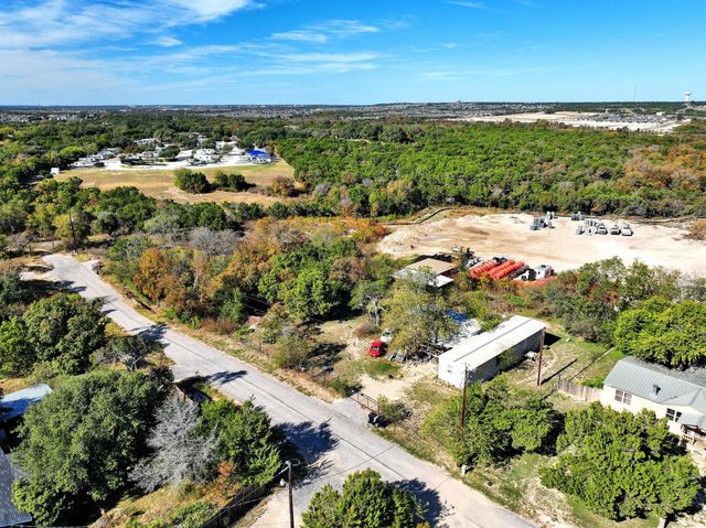 240 Jennifer LN, Leander, TX 78641