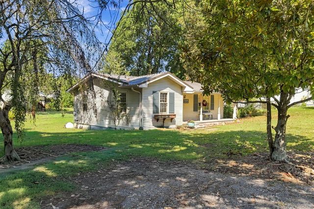 515 S 5th Avenue, Chatsworth, GA 30705