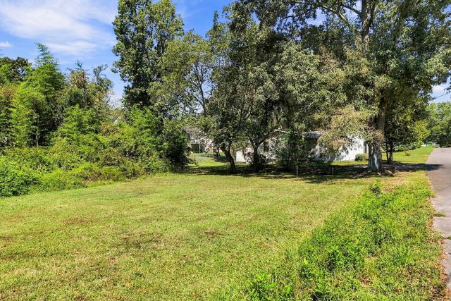 515 S 5th Avenue, Chatsworth, GA 30705