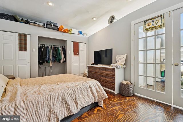 2420 TRENTON AVE, Philadelphia, PA 19125