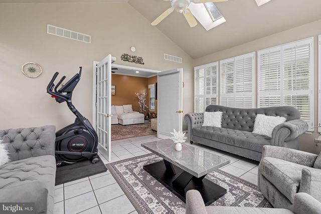 19 DEEP POWDER CT, Woodstock, MD 21163