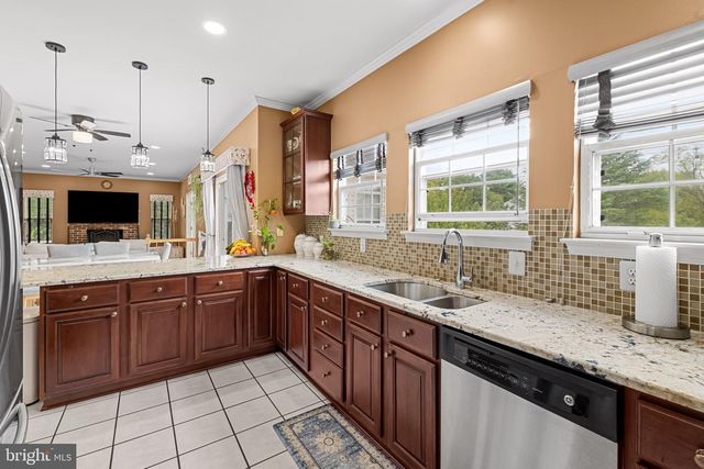 19 DEEP POWDER CT, Woodstock, MD 21163