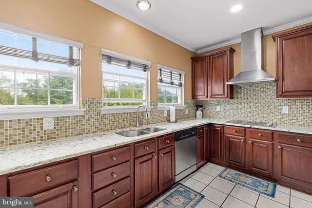 19 DEEP POWDER CT, Woodstock, MD 21163
