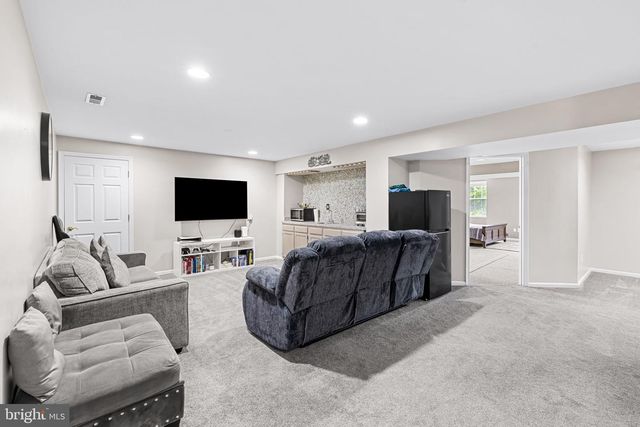19 DEEP POWDER CT, Woodstock, MD 21163
