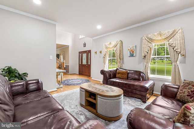 19 DEEP POWDER CT, Woodstock, MD 21163